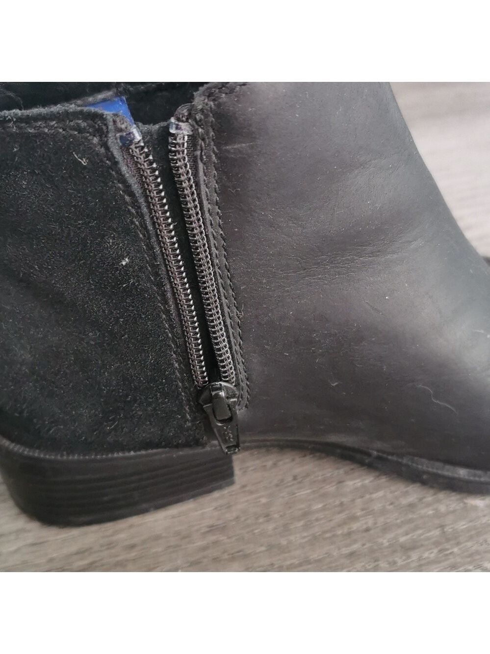 Aldo waterproof black boots, side zip. Size 6. EUC - Picture 6 of 9